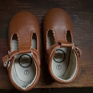 Toddler size 7 little love bug Mary Janes